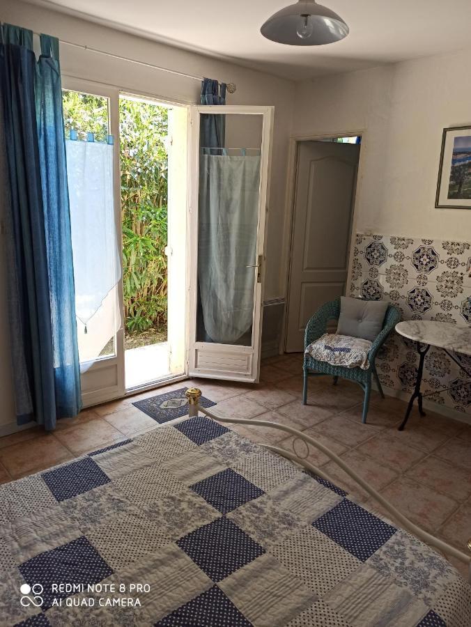 Mas Des Pins Bed and Breakfast Saint-Cyprien  Εξωτερικό φωτογραφία