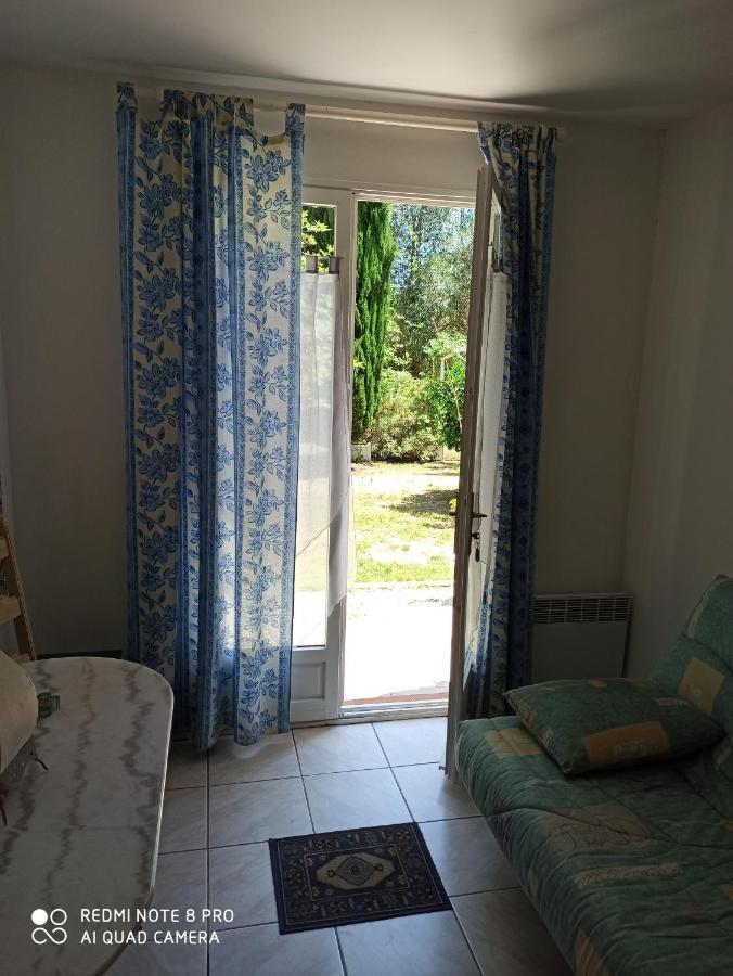 Mas Des Pins Bed and Breakfast Saint-Cyprien  Εξωτερικό φωτογραφία